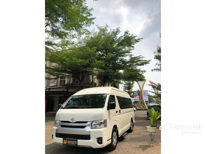 2024 Toyota Hiace Commuter Van Wagon