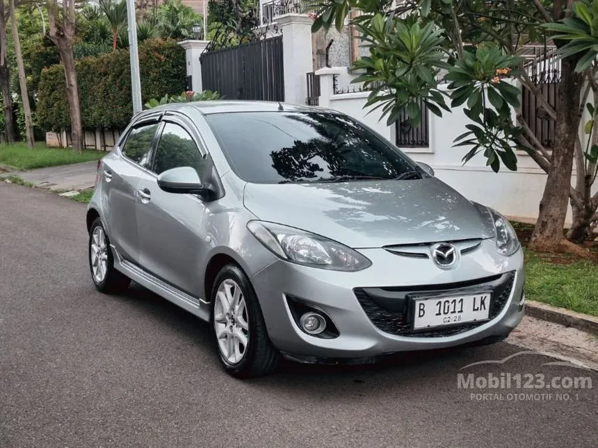 Jual Mobil Mazda 2 2012 S 1.5 di DKI Jakarta Automatic Sedan Abu