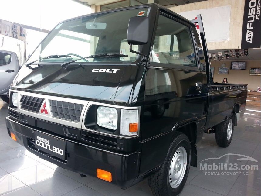 Jual Mobil  Mitsubishi Colt L300 2021 Standard 2 5 di DKI 