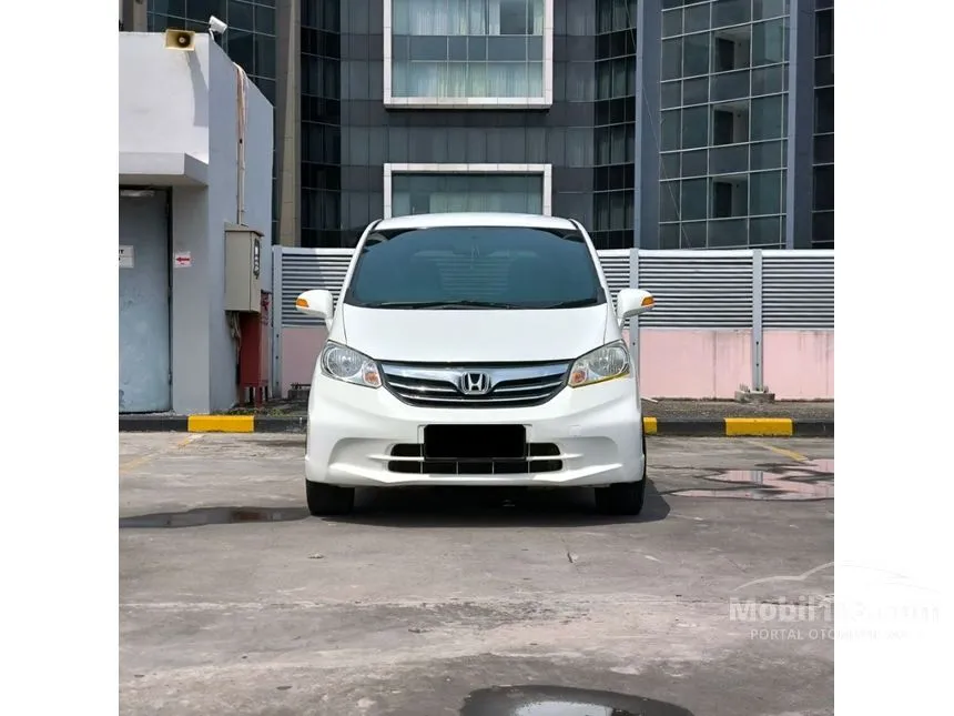 Jual Mobil Honda Freed 2012 Power Sliding Door 1.5 di DKI Jakarta Automatic MPV Putih Rp 127.000.000
