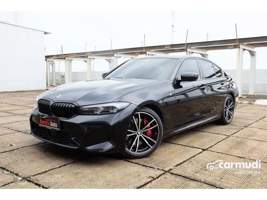 Jual Mobil BMW 330i 2024 M Sport Pro 2.0 di DKI Jakarta Automatic Sedan Hitam Rp 868.000.000
