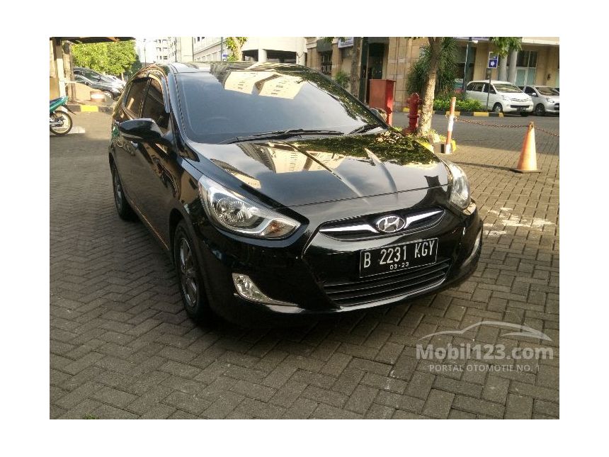 Jual Mobil Hyundai Grand Avega 2013 GL 1.4 di DKI Jakarta 