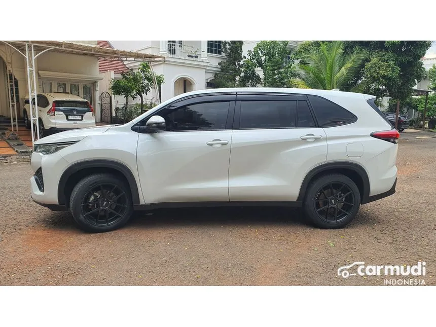 2023 Toyota Kijang Innova Zenix V Wagon