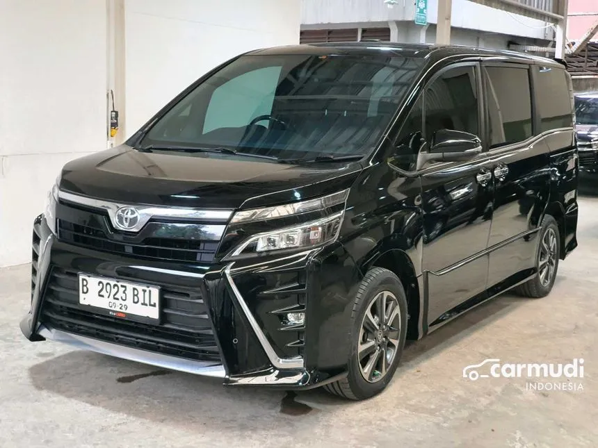 2019 Toyota Voxy MPV