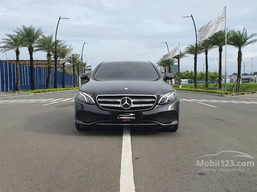 2017 Mercedes-Benz E250 Avantgarde CKD Sedan