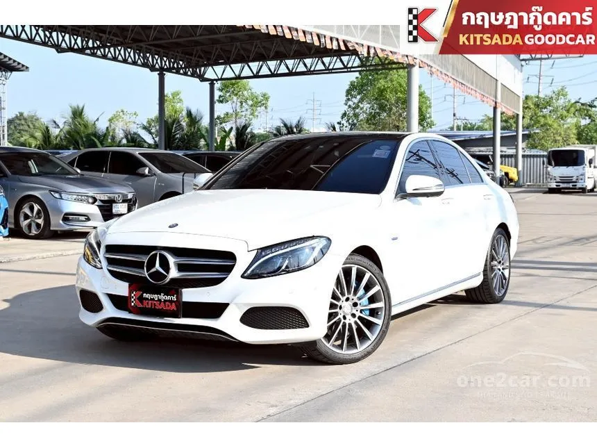 2017 Mercedes-Benz C350 e AMG Dynamic Sedan