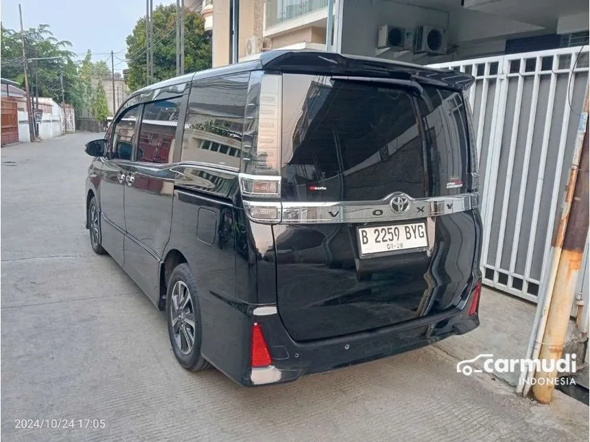 2018 Toyota Voxy Wagon