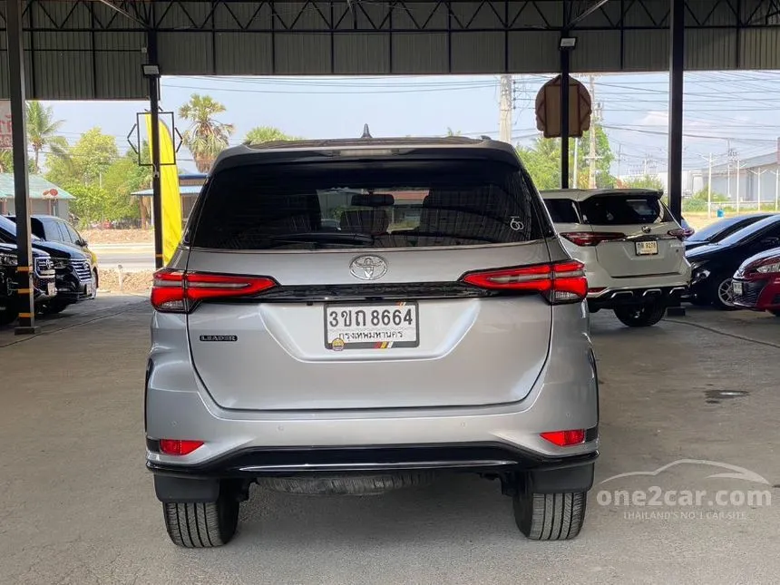 2022 Toyota FORTUNER Leader V SUV