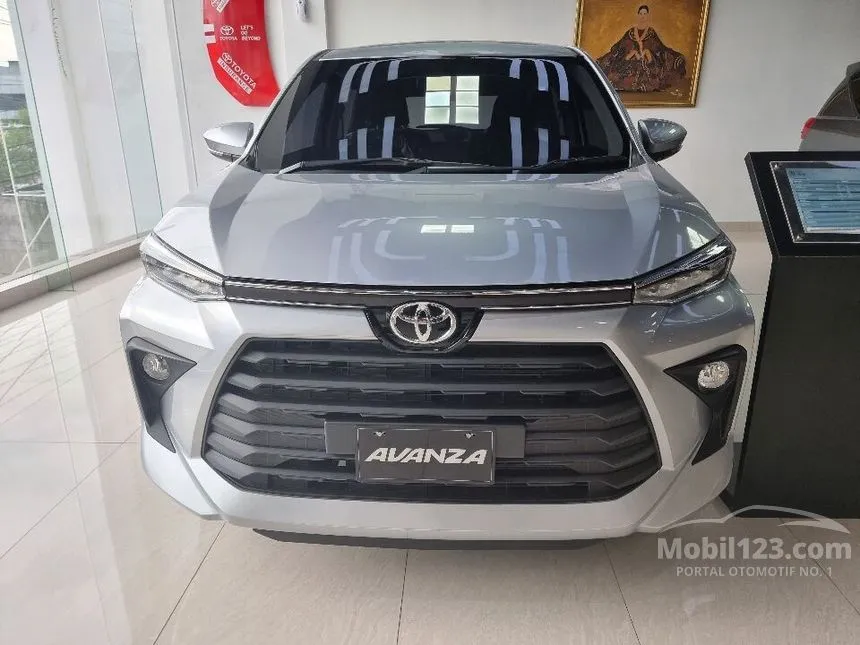 Jual Mobil Toyota Avanza 2024 G 1.5 di Jawa Timur Automatic MPV Silver Rp 245.000.000