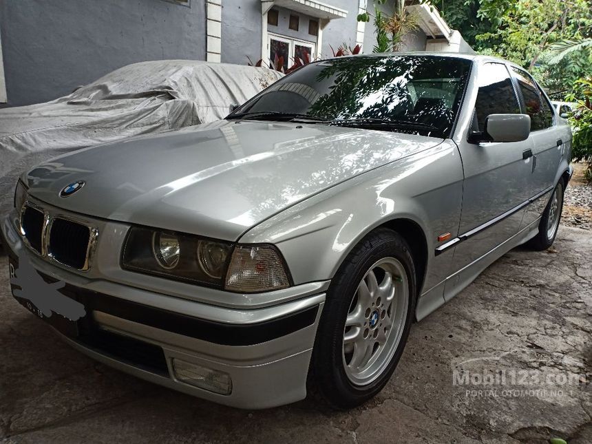  Jual  Mobil  BMW  323i  1997 E36  2 5 Automatic 2 5 di DKI 