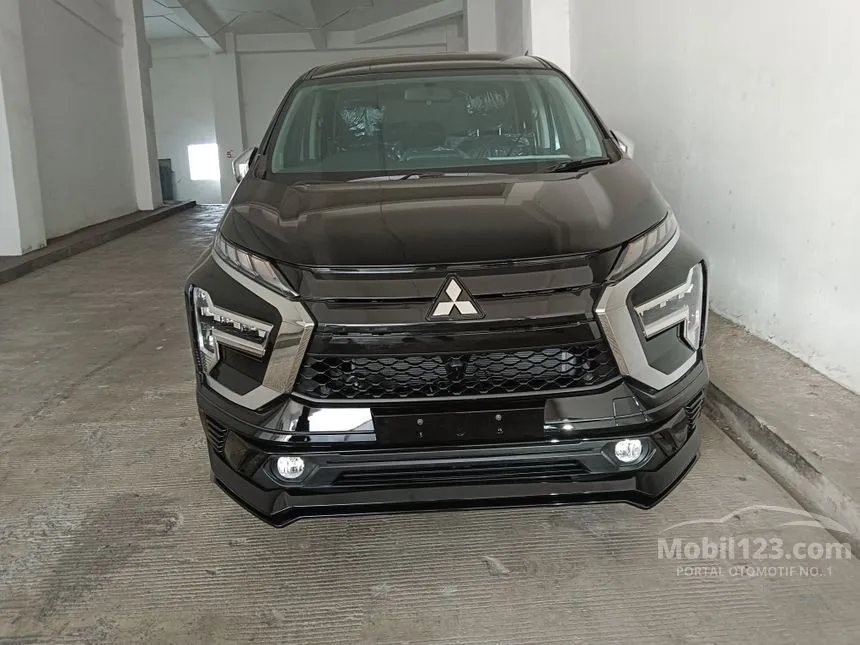 Jual Mobil Mitsubishi Xpander 2024 Ultimate 1.5 di Banten Automatic MPV Hitam Rp 292.000.000