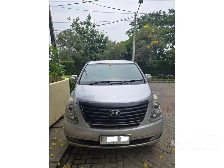 2012 Hyundai H-1 Elegance MPV