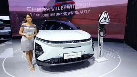300 Unit Pertama Mobil Listrik Chery Omoda E5 Diserahkan ke Konsumen Indonesia