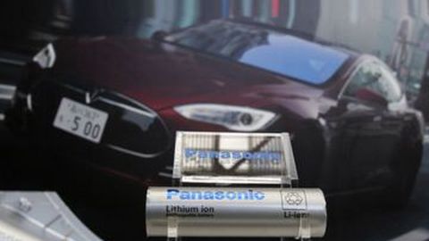 Panasonic akan Kurangi Kandungan Mineral Langka dalam Baterai Mobil Listrik