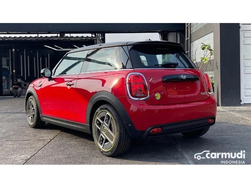 2023 MINI Cooper S Electric Level 3 Hatchback