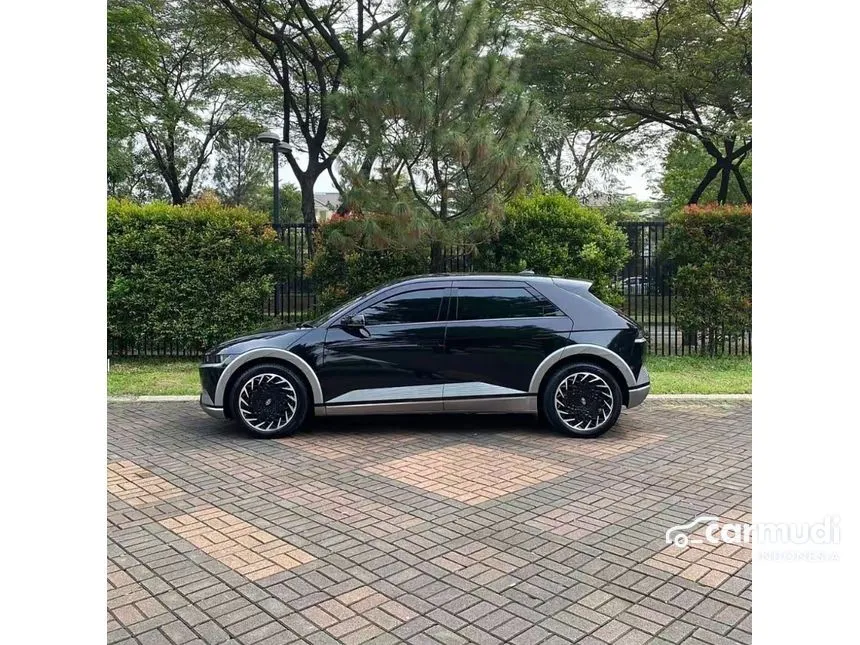 2025 Hyundai IONIQ 5 Signature Long Range SUV