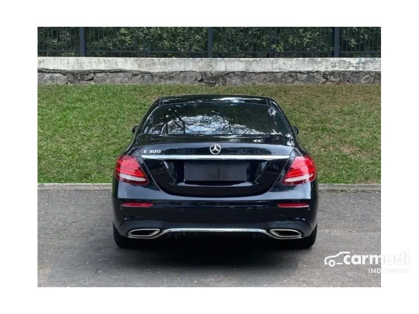 2018 Mercedes-Benz E300 AMG Line Sedan