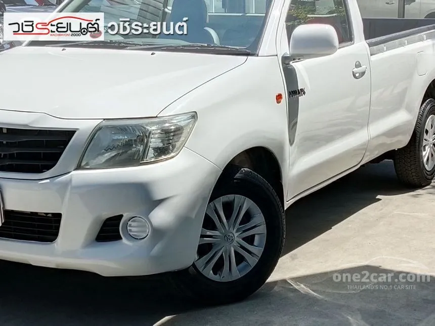 2013 Toyota Hilux Vigo J Pickup