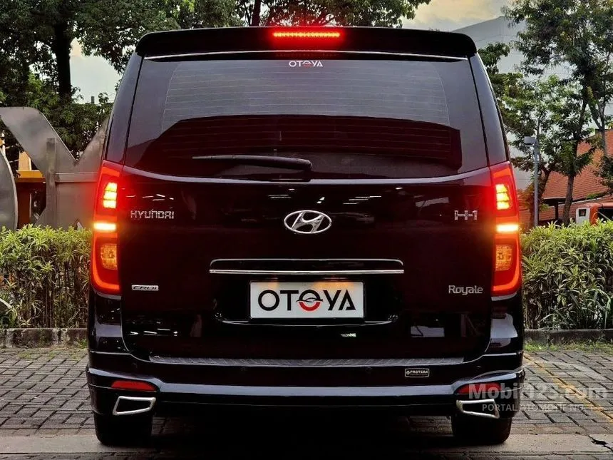 2021 Hyundai H-1 Royale Limited MPV