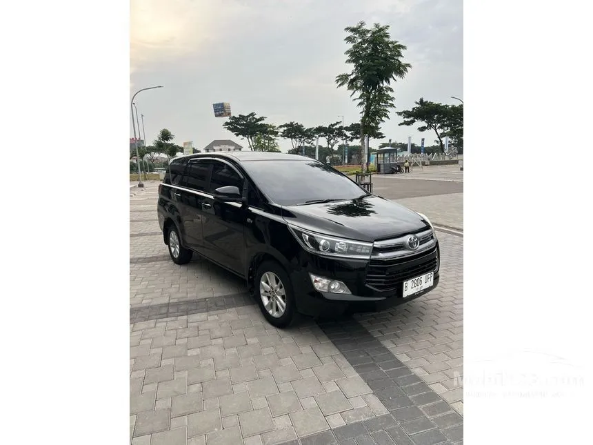 Jual Mobil Toyota Kijang Innova 2017 V 2.0 di Banten Automatic MPV Hitam Rp 250.000.000