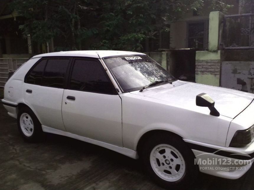 Jual Mobil Mazda Mr 1990 1 3 Di Jawa Barat Manual Sedan Putih Rp 23 750 000 Mobil123 Com