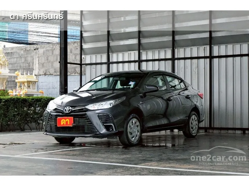 2022 Toyota Yaris Ativ Entry Sedan
