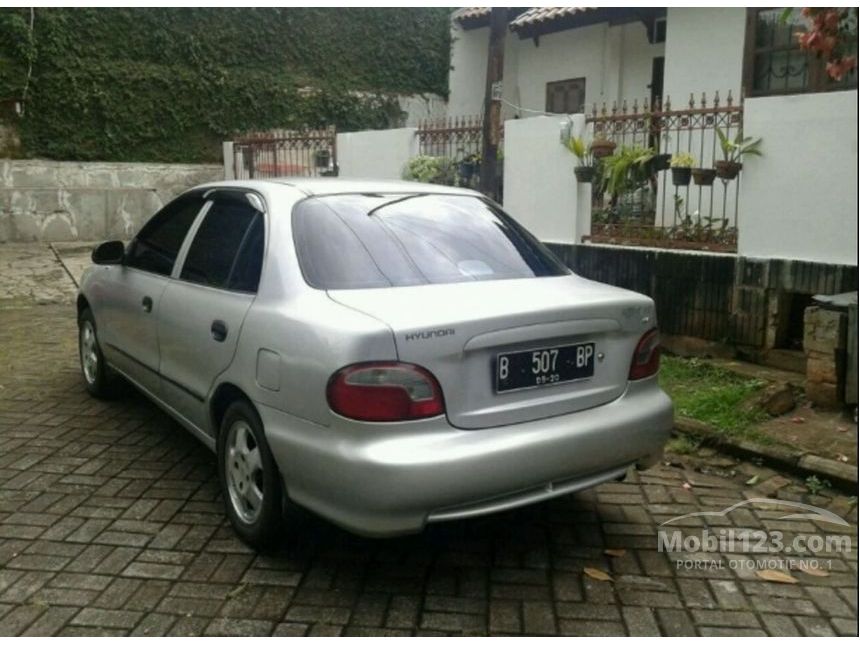 Jual Mobil Hyundai Accent 2000 GLS 1.5 di DKI Jakarta 