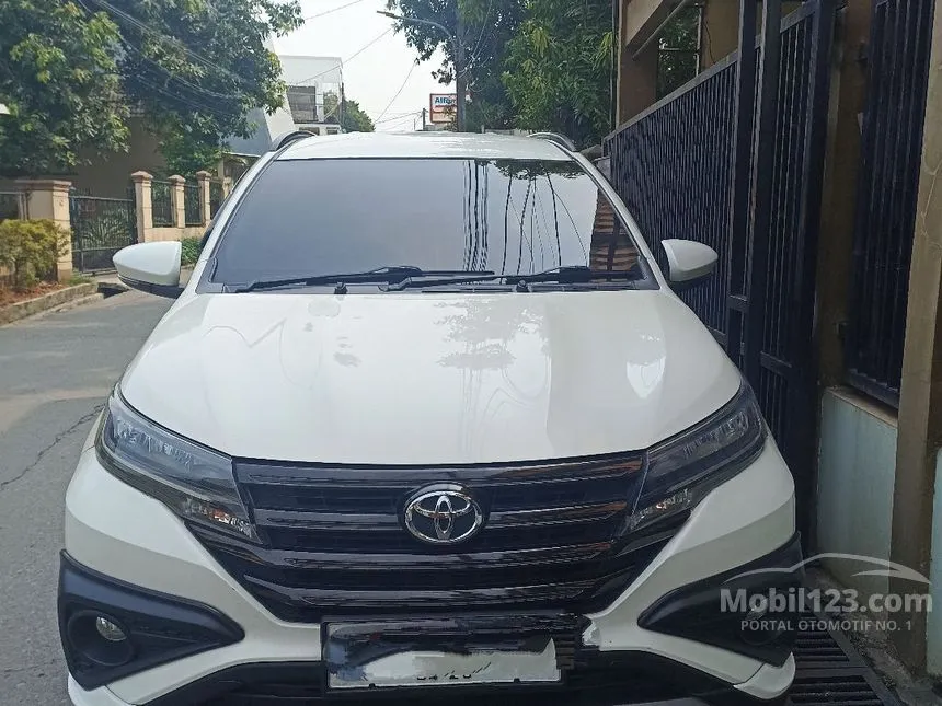Jual Mobil Toyota Rush 2018 TRD Sportivo 1.5 di Jawa Barat Automatic SUV Putih Rp 195.000.000