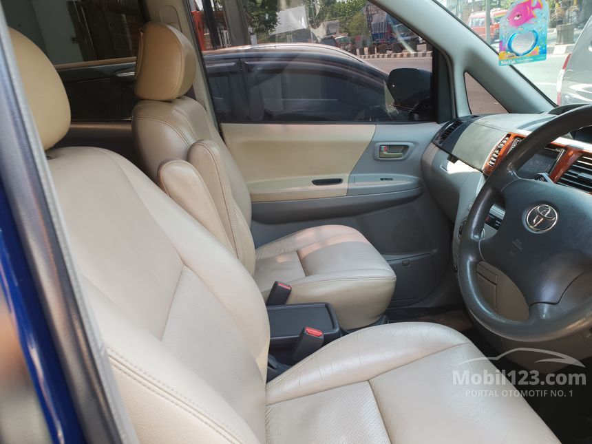 Jual Mobil Toyota Noah 2004 2.0 di Jawa Barat Automatic 