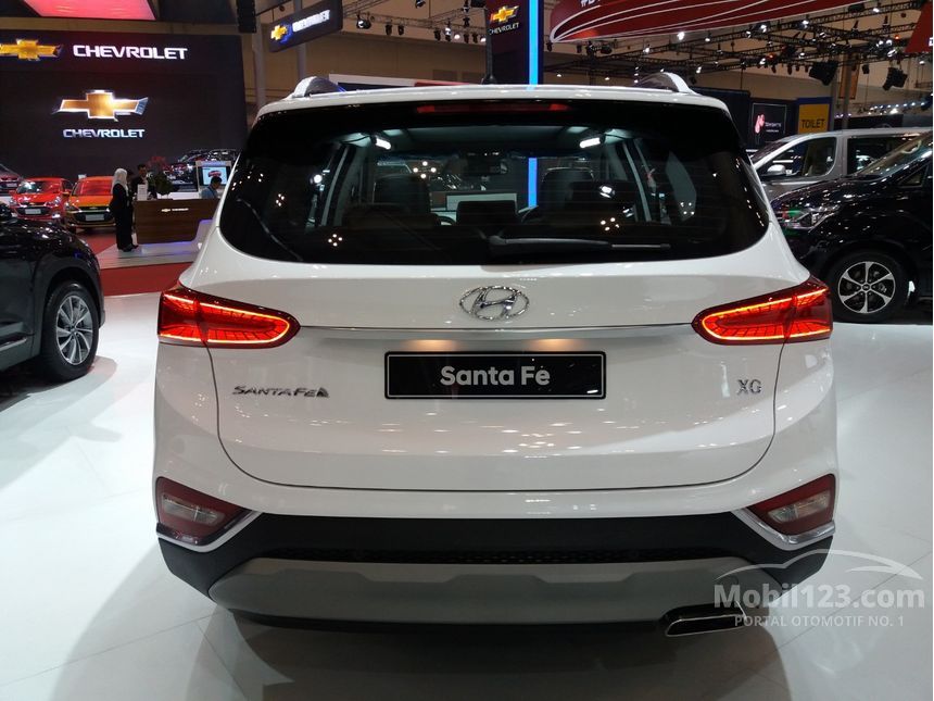 2019 Hyundai Santa Fe XG CRDi SUV