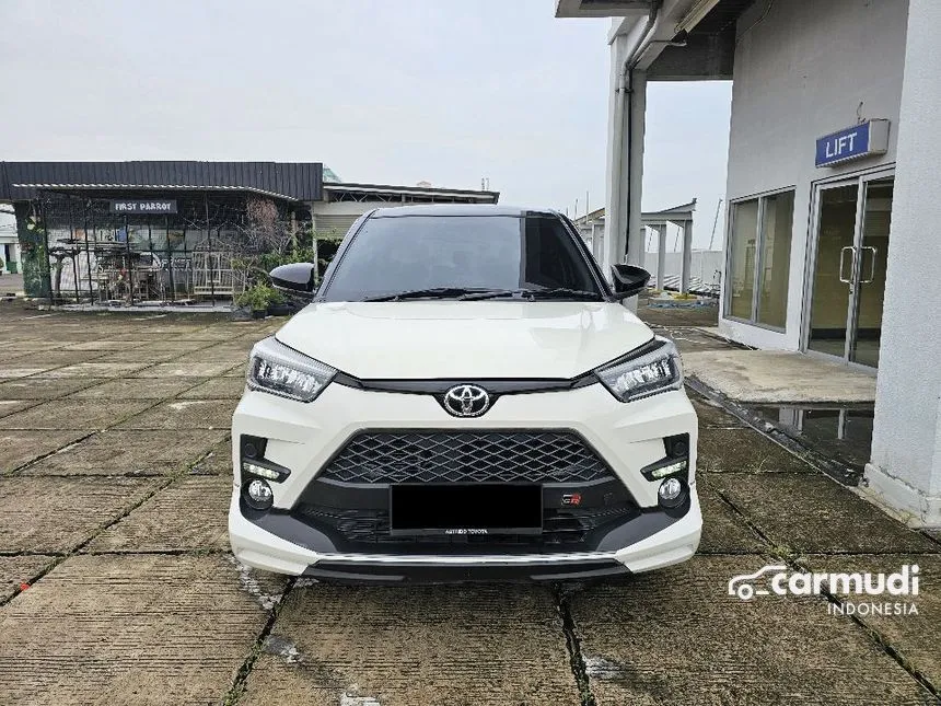 2022 Toyota Raize GR Sport (2 Tone) SUV