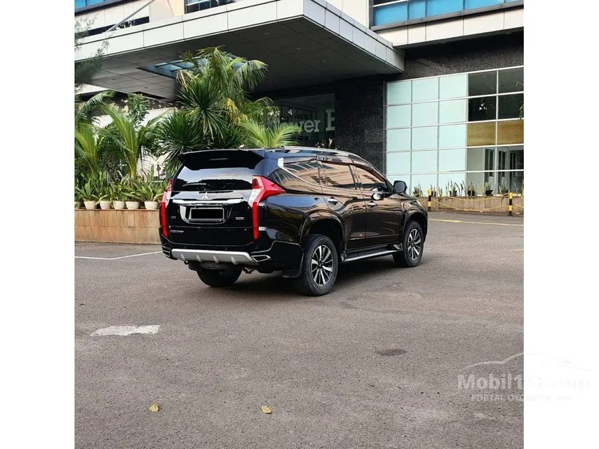 2017 Mitsubishi Pajero Sport Dakar 4X2 SUV