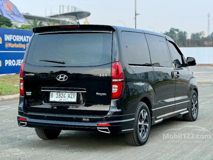 Jual Mobil Hyundai H
