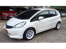 2011 Honda Jazz 1.5 (ปี 08-14) S i-VTEC Hatchback AT