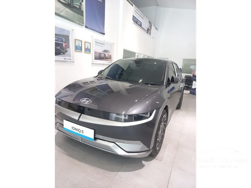 2025 Hyundai IONIQ 5 Signature Long Range SUV