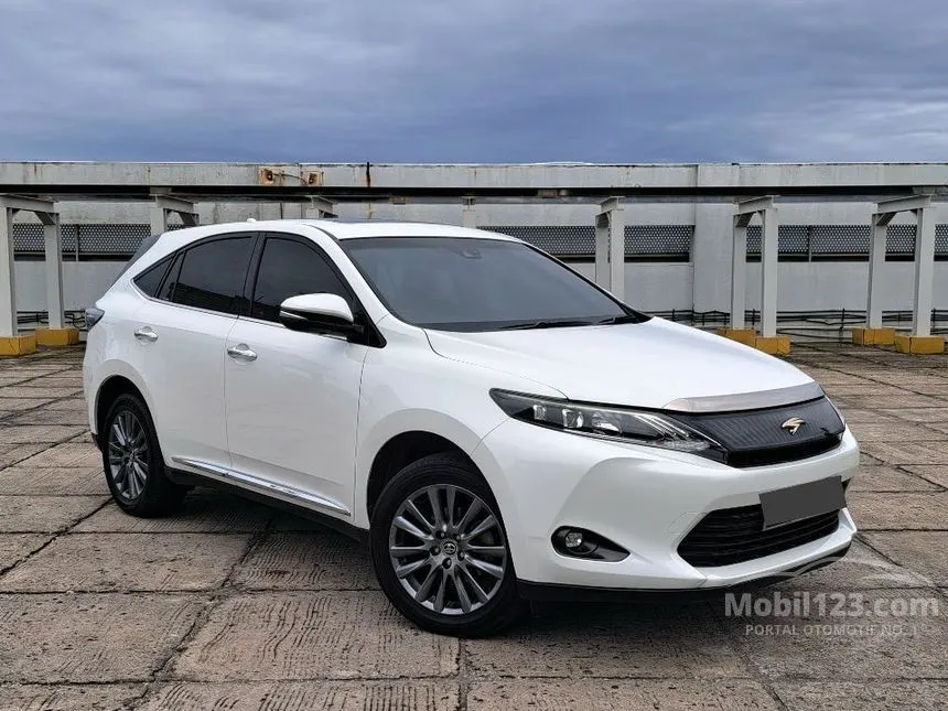 Jual Mobil Toyota Harrier 2015 Premium Advanced 2.0 di DKI Jakarta Automatic SUV Putih Rp 338.000.000