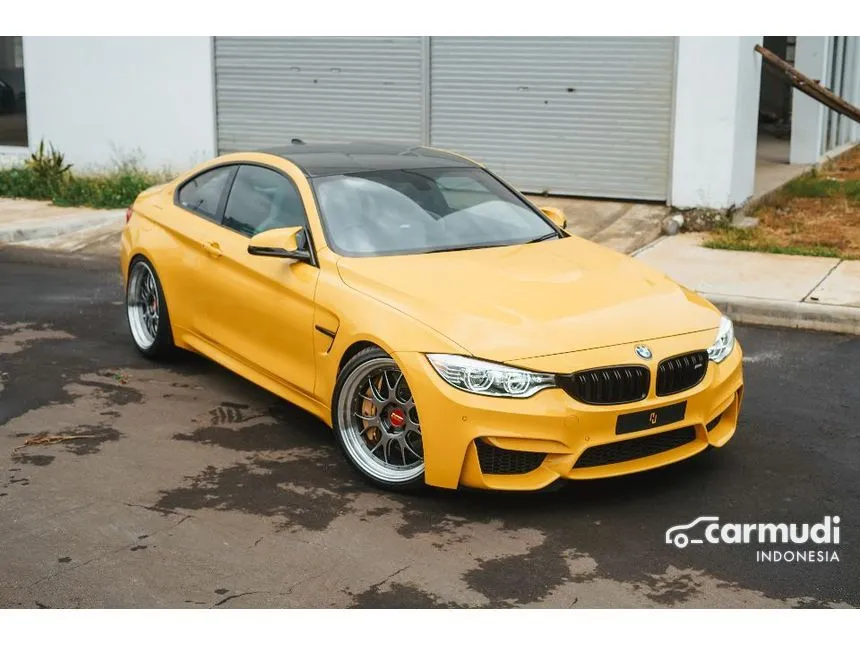 Jual Mobil BMW M4 2015 3.0 di DKI Jakarta Automatic Coupe Kuning Rp 1.748.000.000