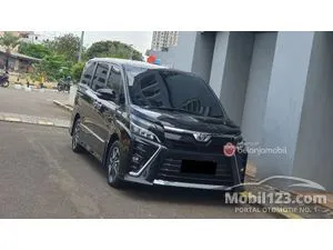 2020 Toyota Voxy 2.0 MPV