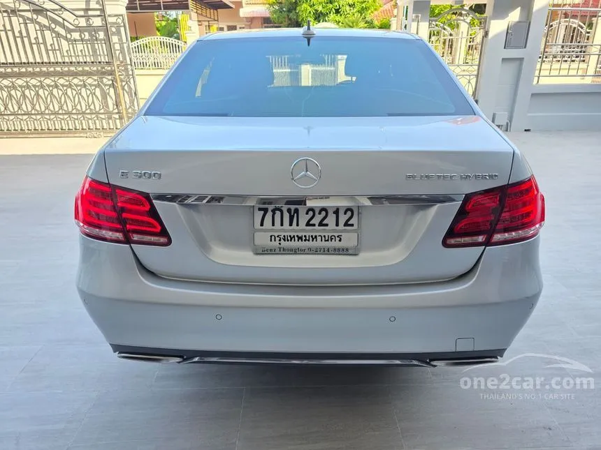 2015 Mercedes-Benz E300 Blue TEC Hybrid Sedan