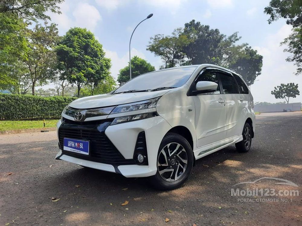 KM Pendek, Avanza Veloz Bekas 2020 Ini Bisa Dibawa Pulang dengan Rp42 Juta