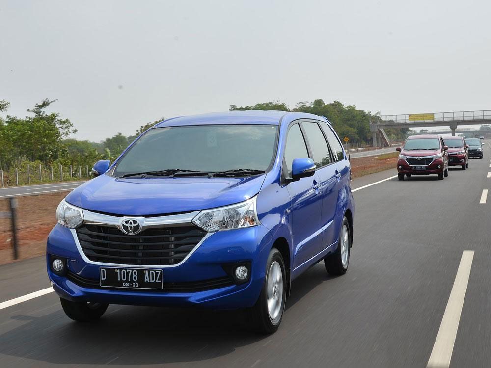 Toyota Avanza Diprediksi Kembali Kalahkan Mitsubishi Xpander