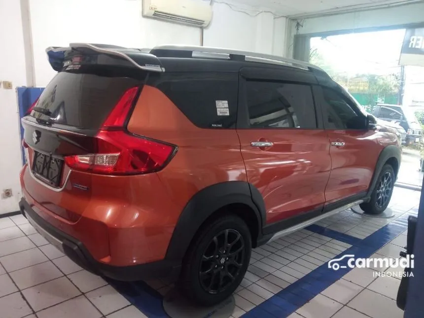 Jual Mobil Suzuki XL7 2024 ALPHA Hybrid 1.5 di Jawa Barat Automatic Wagon Orange Rp 280.000.000