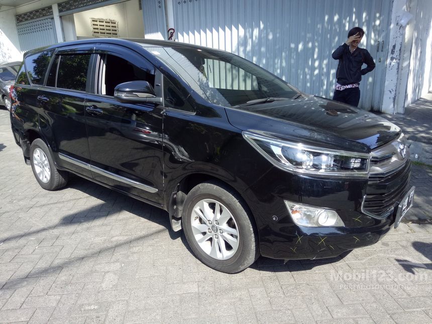 Jual Mobil Toyota Kijang Innova 2017 V 2.4 di Jawa Timur 