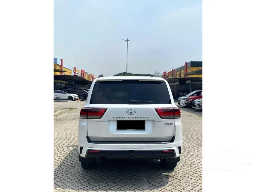 2023 Toyota Land Cruiser 300 VX-R SUV