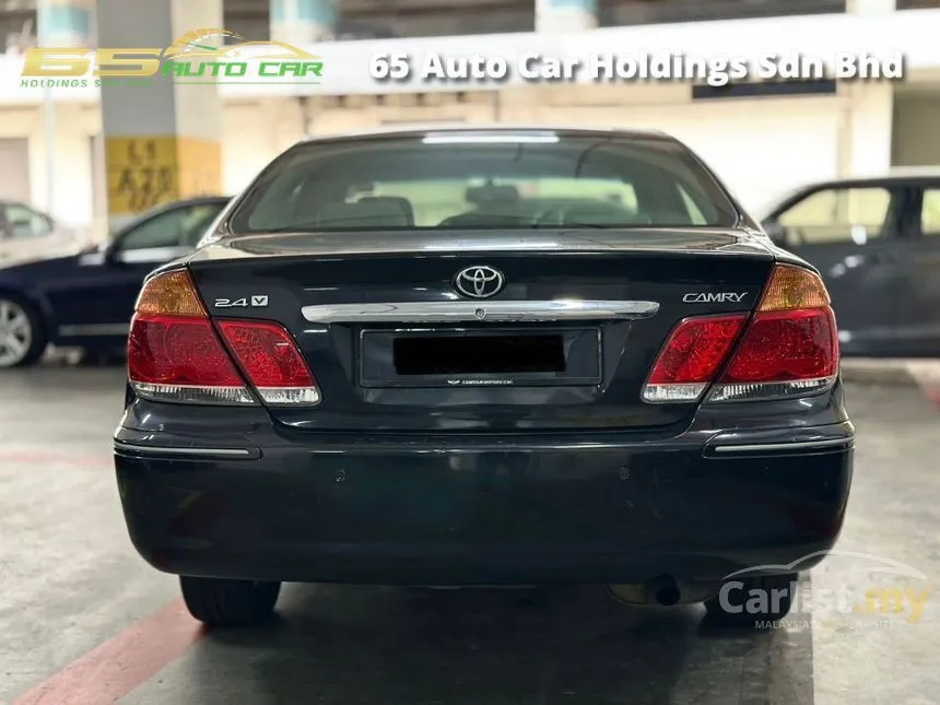 2005 Toyota Camry V Sedan