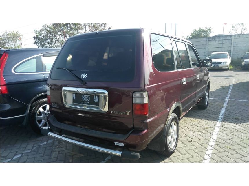 Jual Mobil  Toyota  Kijang  2002  LGX  1 8 di Jawa Timur 