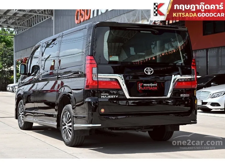 2020 Toyota Majesty Grande Van