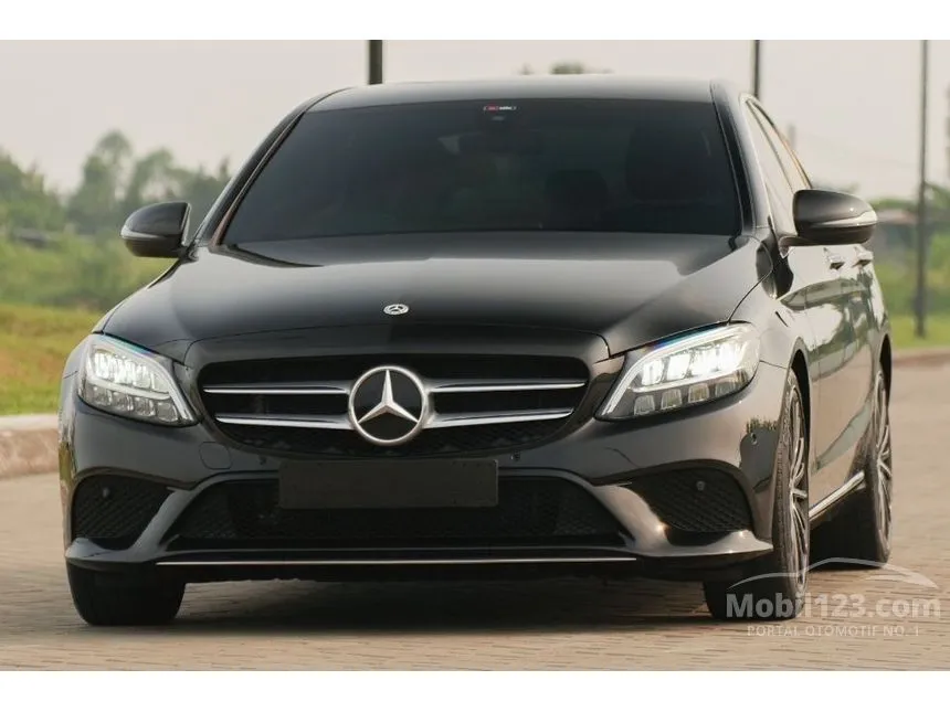 2019 Mercedes-Benz C200 EQ Boost Avantgarde Line Sedan