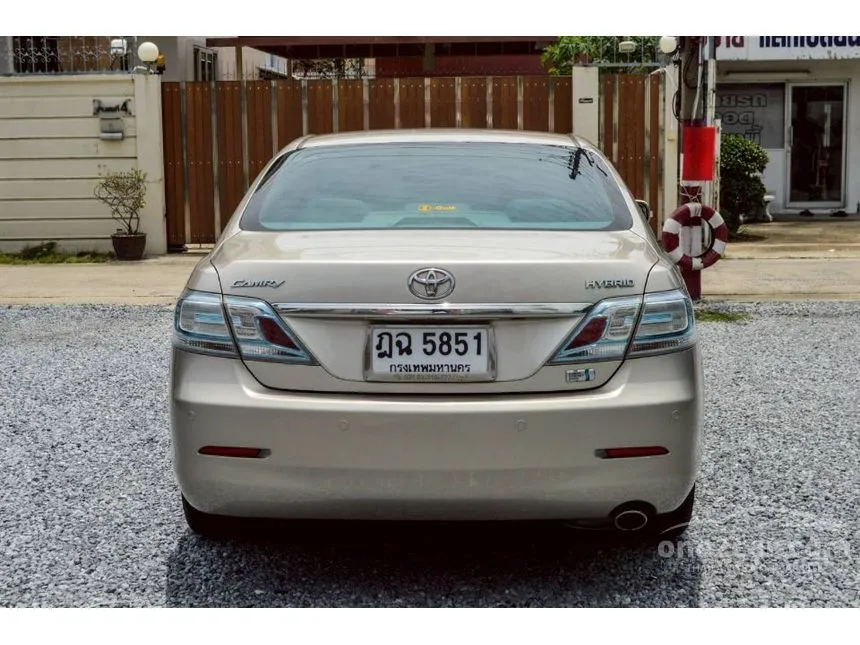 2010 Toyota CAMRY Hybrid Sedan