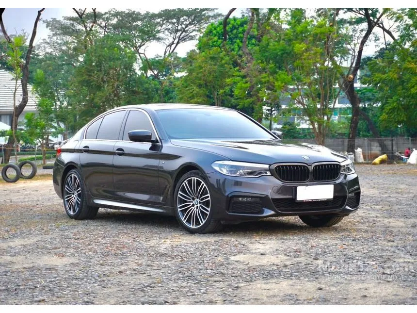 2019 BMW 530i M Sport Sedan
